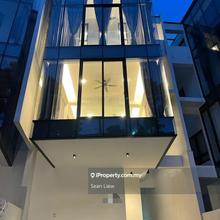 Terrace house for Sale