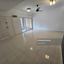 Mahkota 2-sty house for rent 