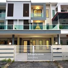 Botani 2 and half storey house for rent , Ipoh