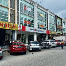 3 Storey Shop for Sale @ Taman Equine