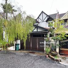 Beautiful Corner Unit for Sale