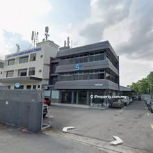 Limited semi detached factory at PJ for sale