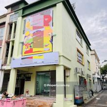 Austin Perdana 3 Storey Shoplot For Rent