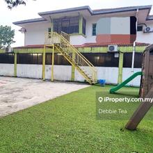 Huge corner 4542sf land area