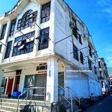 For rent 3-storey end lot nilai semarak high exposure prime commercial