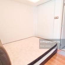 Good price high floor with open view