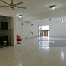 Fortune Avenue serviced residence large unit high floor 3 car parks 