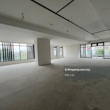 Level 2 Shoplot in The Glenz Glenmarie, Pusat Komersial Vestland