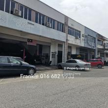 1.5 Storey terrace Factory, desa serdang 