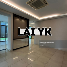 Short drive to LRT, Empire Subang, Sunway & Monash University