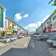 ROI 5.4% 3 Storey Shop Dataran Dwitasik Bandar Sri Permaisuri Cheras