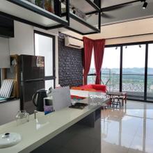 Foreigner can buy / near tuas and educity /duplex type