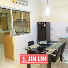 Good deal unit for sale with 3 car parks for sale, call now.