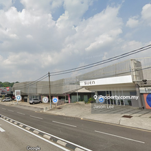 Commercial bungalow for Sale