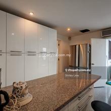 High Ground, Big Breezy Balconies KLCC View, Nice Kitchen