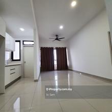 Partially furnished with full facilities and short walk to Mall