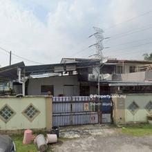 Selayang Utama Corner 2 Storey Terrace House For Sale