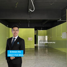 Ground Floor Shoplot For Rent @ Raja Uda / Facing Main Road 