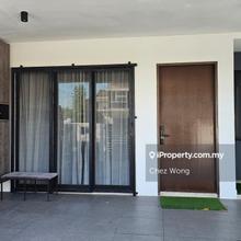 Fully Furnished 2-Storey 3 Beds 3 Baths for Sale Penduline Residence