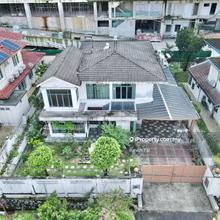 Well Maintained Bungalow House