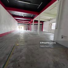 Kedai Corner Lot Untuk Disewakan