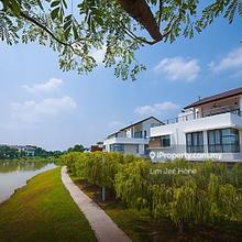 Kota Kemuning Lakeside semid & Bungalow, with clubhouse. Free spa, Mot