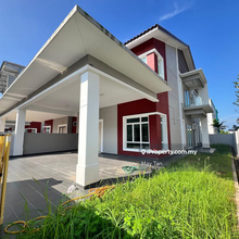 Double storey Semu d/Taman kluang Perdana