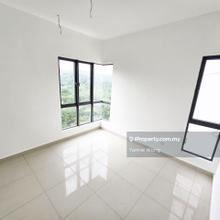 Brand New Unit, Facing Green
