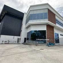 1.5 Storey Detached Factory / Warehouse For Sale