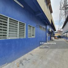 Seri Kembangan Serdang 1.5 Sty Semi D Factory easy access from highway