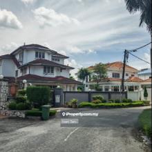 Corner 3 Storey Bungalow For Sale at Taman Petaling,Kepong