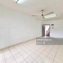 Partly Furnished Pangsapuri Palma Puteri Sect 6, Kota Damansara 