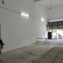 1.5 storey Sunway Damansara Link Factory For Sale
