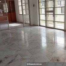 Putra Heights Endlot Double Storey Partly Furnish Extended Kitchen