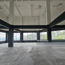 Corner Retail / Shop lot, Taman Bukit Serdang, Seri Kembangan Selangor