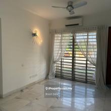 Ground floor unit 850sf with nice renovated