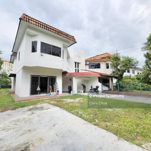 Basic old charm semid in private enclave @ dj ss22a 