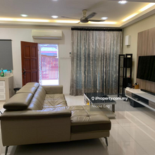 Partial furnished 2 storey landed townhouse 24x46 Kota Kemuning Aranda