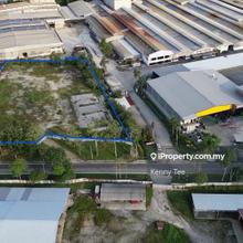 Large industrial flat land for rent