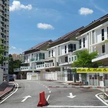 3 Storey Semi-Detached House at Jambul Hill Resident 