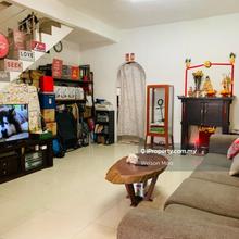 Freehold @ Extension @ Partly renovation @ Well maintained