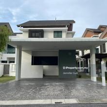 Semi-D house for Sale