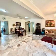 Kg Tunku Apartment Ss1 Pj 3 rooms Freehold for Sale 458k Only 