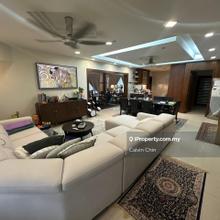 Corner lot with big land size