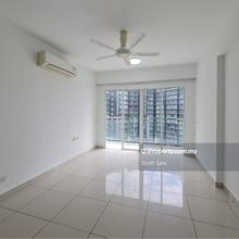 Corner Unit Rare In Market Tropicana Bay Residences Near Queensbay