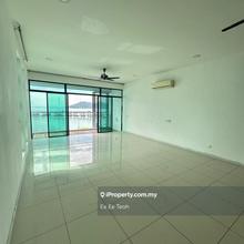 3 car parks , fully sea view