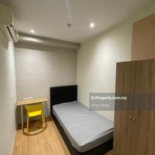 Single Room For Rent Near Petaling Street