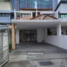Three Storey Super Link House with lift access (Neigotiable)