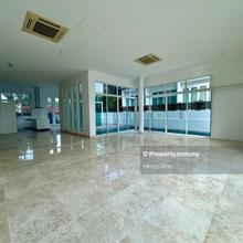 3 storey bungalow 
