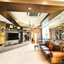 Fantastic and Well Maintained Unit! Move in Condition